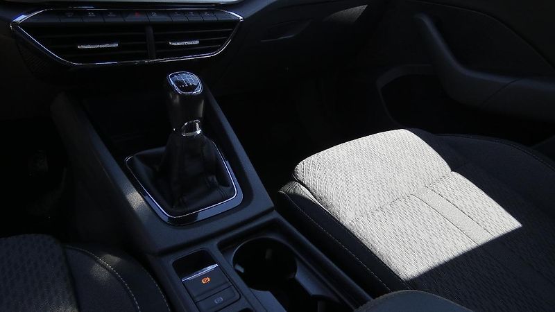 Škoda Octavia Combi 1,5 TSI Style - fotka 6 z 24