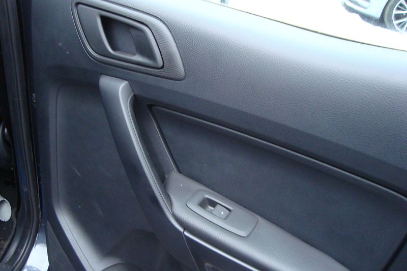 Ford Ranger (2023) 2.0TDCi, 4x4,ČR,Pouze 17 tis.! - fotka 38 z 78