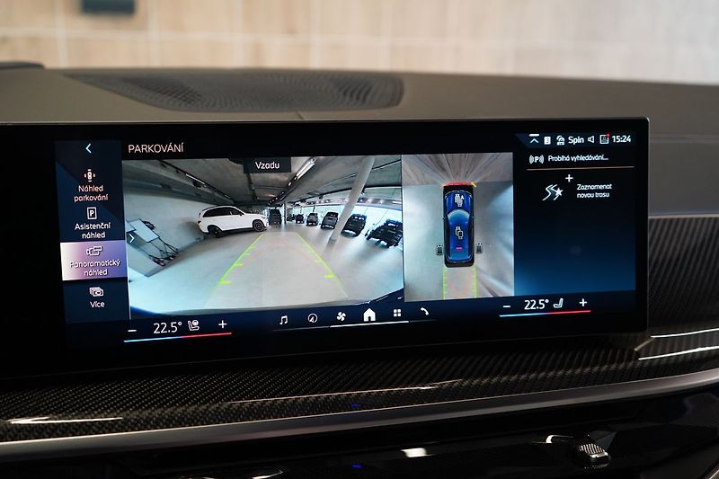 BMW X6 30d xDrive, Vzudch, Masáž - fotka 28 z 48