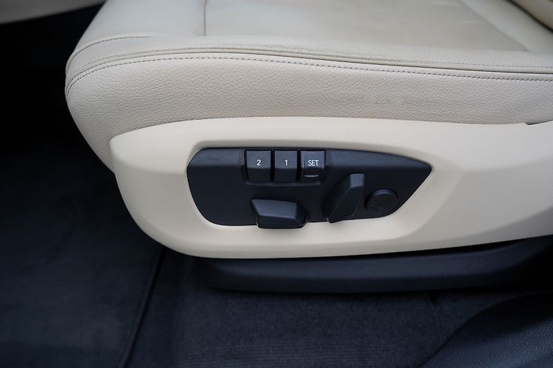 BMW X5 40e xDrive/iPerformance/315 PS - fotka 27 z 49