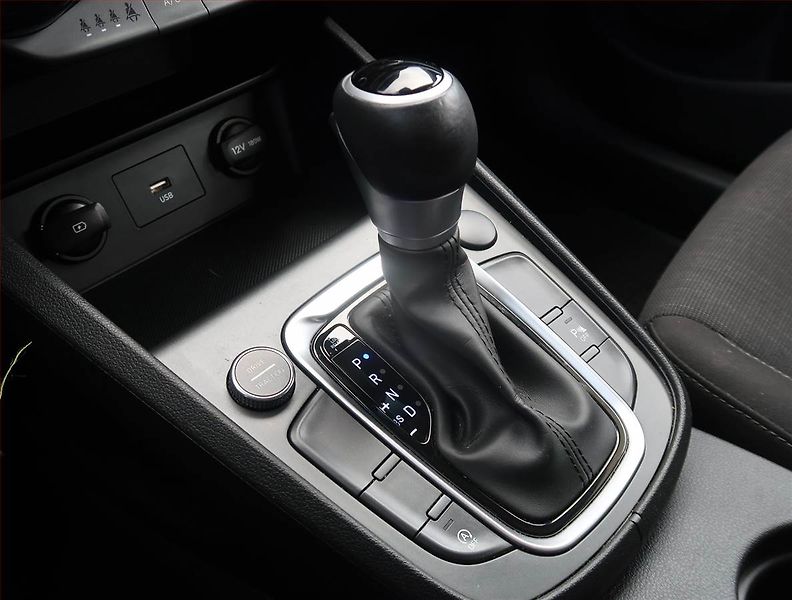 Hyundai Kona (2022) 1.0 T-GDI, Automat, ČR,1.maj - fotka 13 z 19
