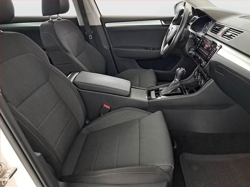 Škoda Superb (2019) 2.0 TDI, 4X4, Automat - fotka 9 z 19