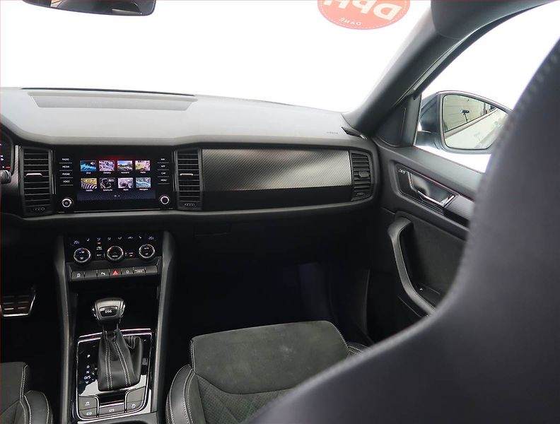 Škoda Kodiaq (2021) Sportline 1.5 TSI, digi klima - fotka 8 z 30