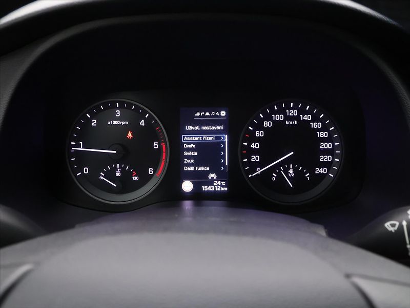 Hyundai Tucson 1,7 CRDI 85 kW Best of Czech - fotka 16 z 30