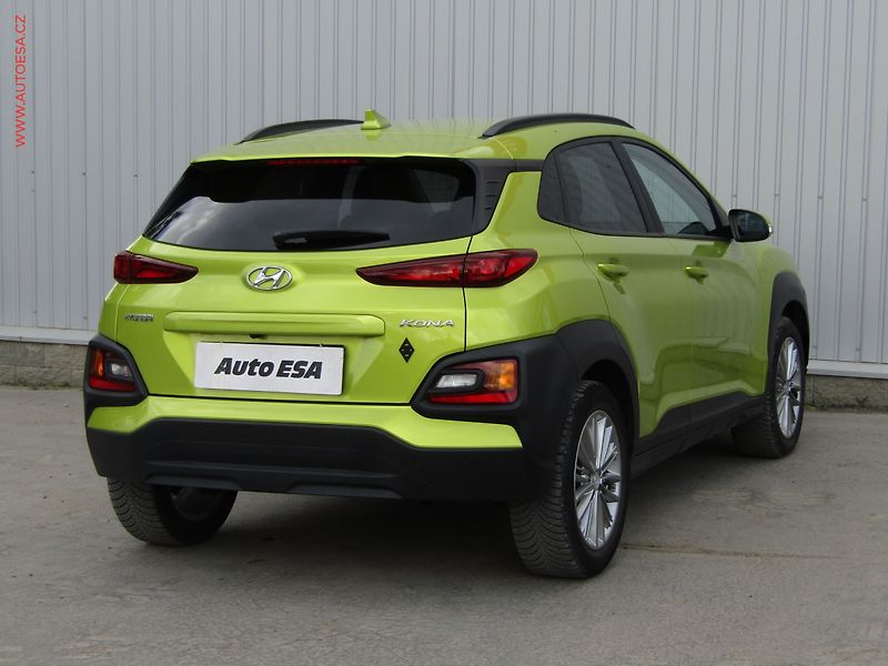 Hyundai Kona (2020) 1.0 T-GDi, AC, navi, park - fotka 4 z 18
