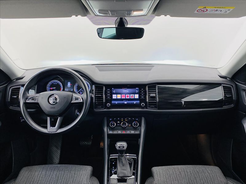 Škoda Kodiaq 2,0 TDI DSG 140kW 4x4 Style - fotka 9 z 27