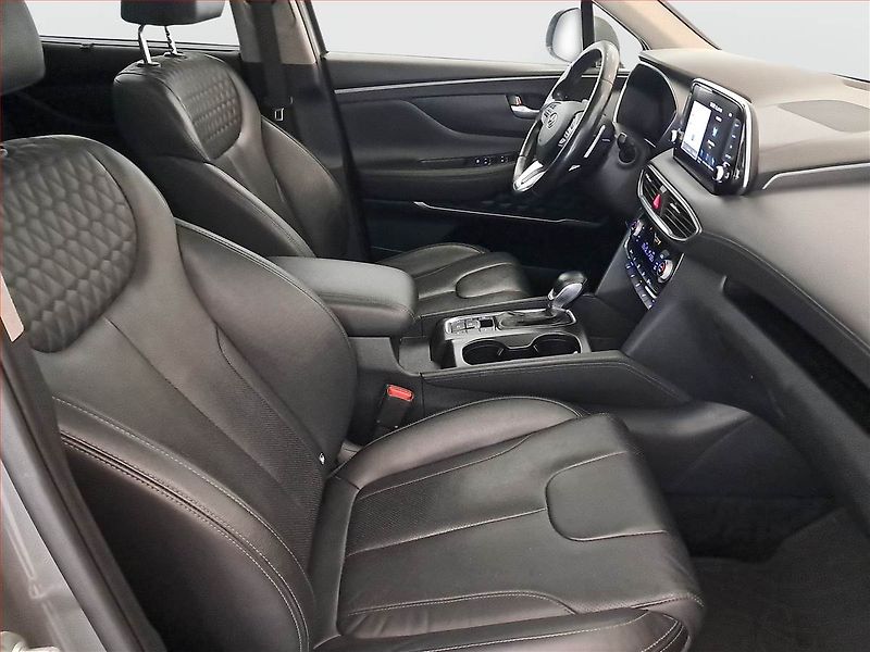 Hyundai Santa Fe (2019) 2.2 CRDi - fotka 9 z 22