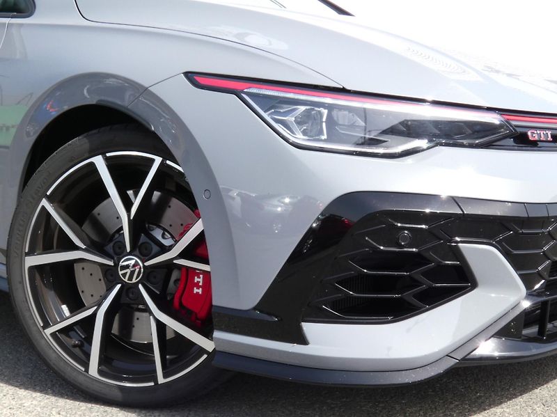 Volkswagen Golf GTI Clubsport Performance 2.0 - fotka 15 z 30