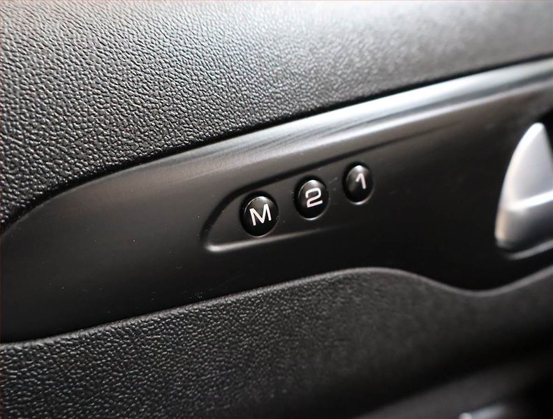Citroën C5 (2012) 2.2 HDI, Automat, Navi, Xenony - fotka 20 z 26
