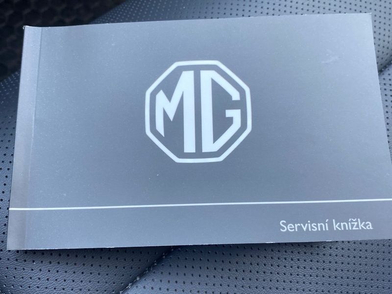 MG ZS (2025) 1,5 Hybrid+ Exclusive - fotka 30 z 31