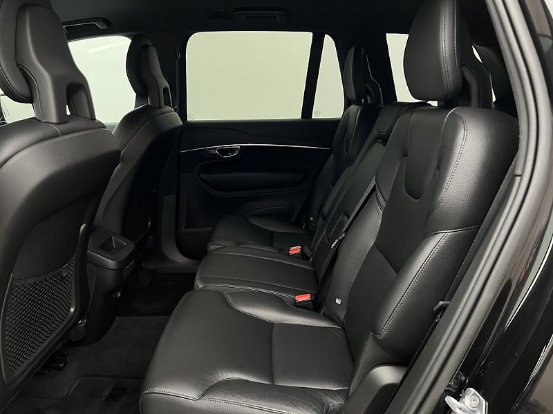 Volvo XC90 B5 AWD MOMENTUM PRO AUT - fotka 5 z 40