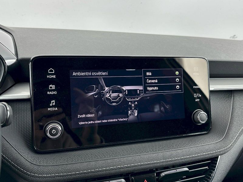 Škoda Fabia (2025) DSG 1.0TSI 85kW Top Selection - fotka 17 z 29