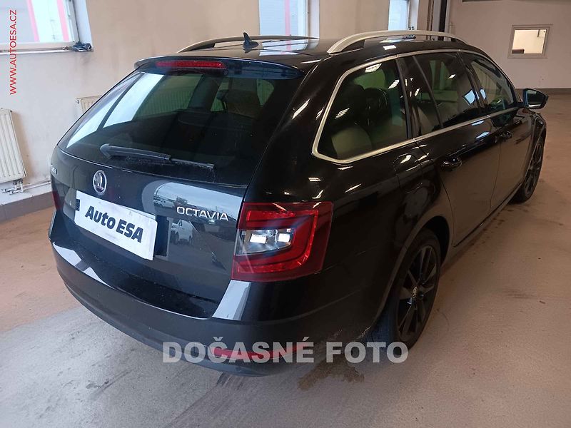 Škoda Octavia (2017) 2.0 TDI, navi, LED - fotka 2 z 3