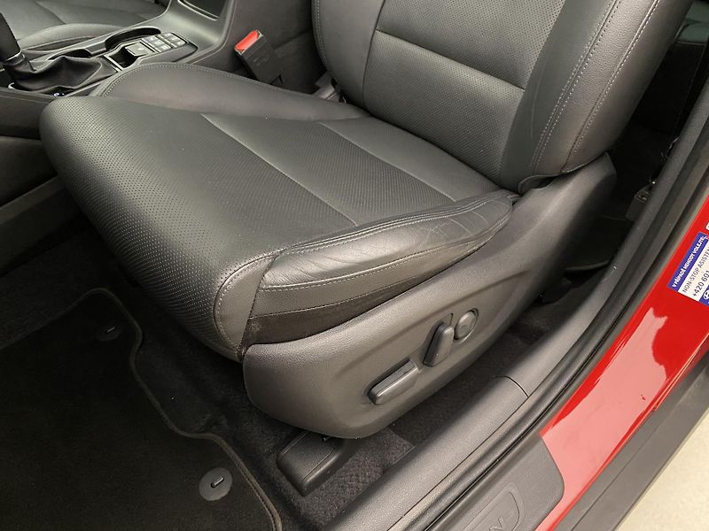 Hyundai Tucson 2.0CRDi 4x4 AUT PREMIUM CZ - fotka 24 z 64