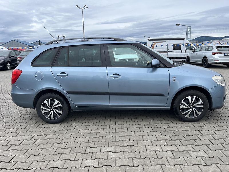Škoda Fabia (2009) 1.2 HTP - fotka 4 z 11