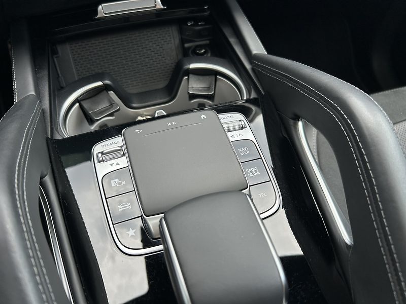 Mercedes-Benz GLE 53 AMG 4MATIC+ AIRMATIC Coupe - fotka 25 z 39
