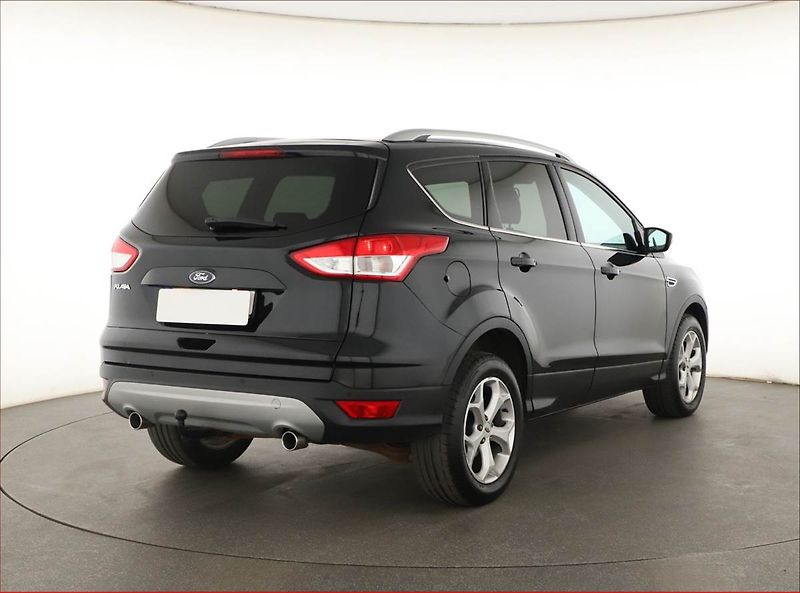 Ford Kuga (2014) Titanium 2.0 TDCi, 4X4, ČR - fotka 5 z 14