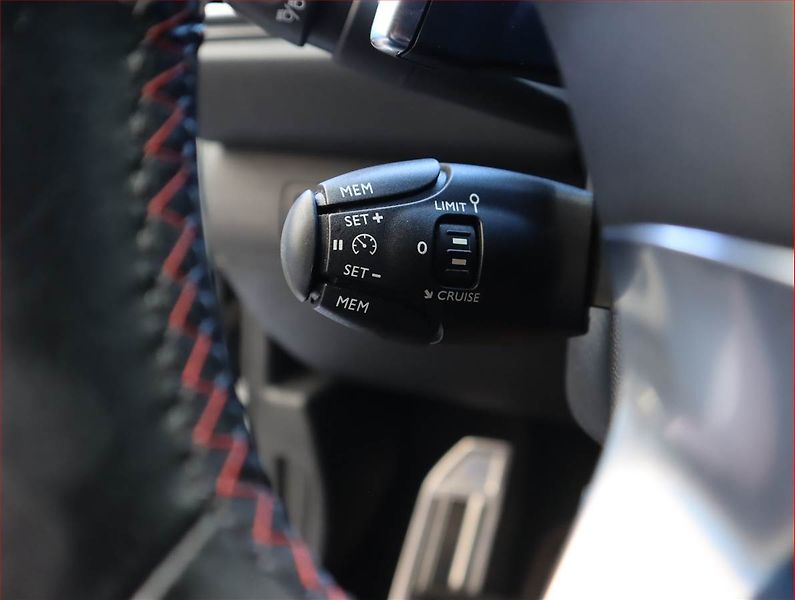 Peugeot 308 (2015) 2.0 BlueHDi GT, Automat, Kůže - fotka 23 z 23