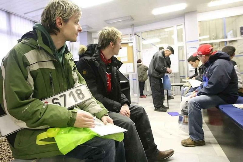 Nutnost vyčlenit si čas v kalendáři pro přepis auta na úřadě se brzy může stát minulostí.