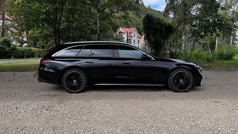 Mercedes-Benz Třídy E (2024) E220d, AMG, ZÁRUKA, PANORAMA - fotka 5 z 20