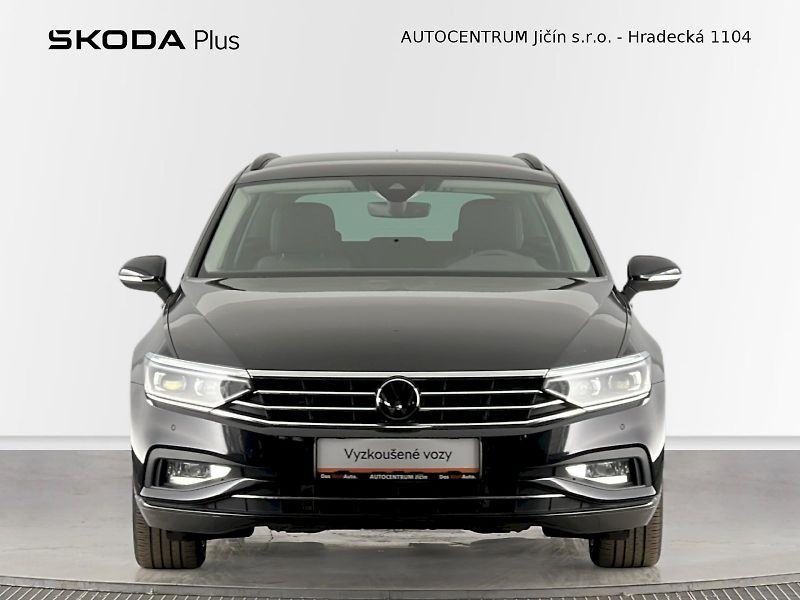 Volkswagen Passat (2023) Business 2.0 TSI 140kW DSG - fotka 4 z 29