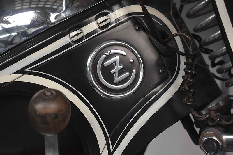 Motocykl ČZ 175 zaznamenal úspěch hned po premiéře.