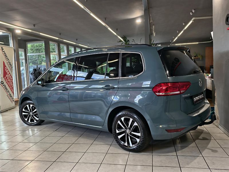 Volkswagen Touran 1.6 TDi DSG, 7 MÍST, IQ.DRIVE - fotka 5 z 24