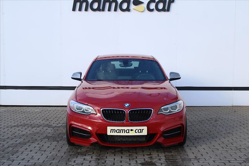 BMW Řada 2 M235i xDrive 240kW NAVI ČR - fotka 2 z 24