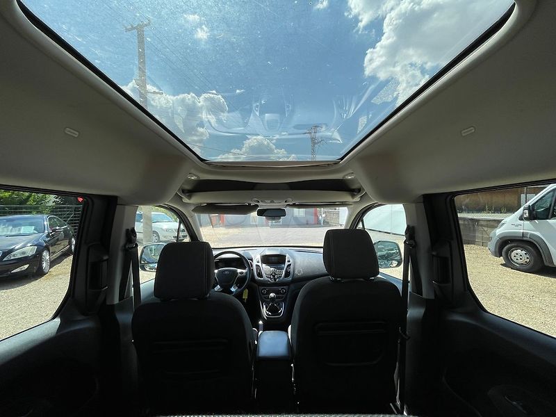 Ford Tourneo Connect 1.6 TDCi 70kW*NOVÉ ROZVODY* - fotka 18 z 29