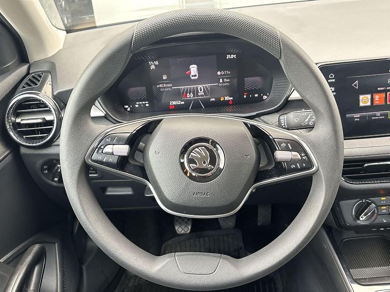 Škoda Fabia (2024) 1.0 TSI Selection - fotka 18 z 25
