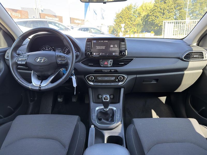 Hyundai i30 1.0-88KW,FB, REZERVACE - fotka 13 z 29
