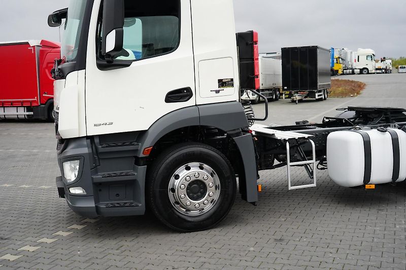 Mercedes-Benz (2016) ANTOS / 1843 / ACC / E 6 / PEŁ - fotka 18 z 49
