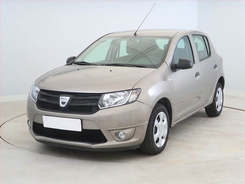 Dacia Sandero (2013) 1.2 16V - fotka 2 z 12
