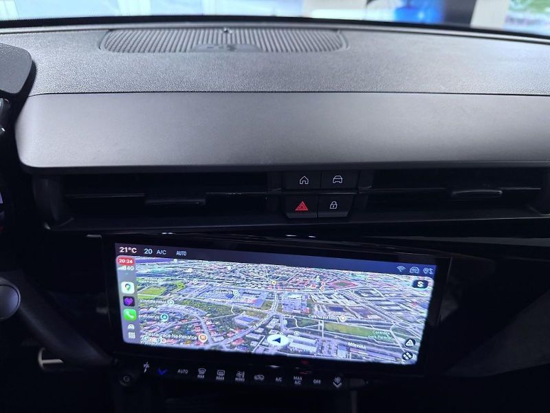 Alfa Romeo Junior (2026) Ibrida 1.2 Turbo 145k eDCT6 Q4 - fotka 12 z 17