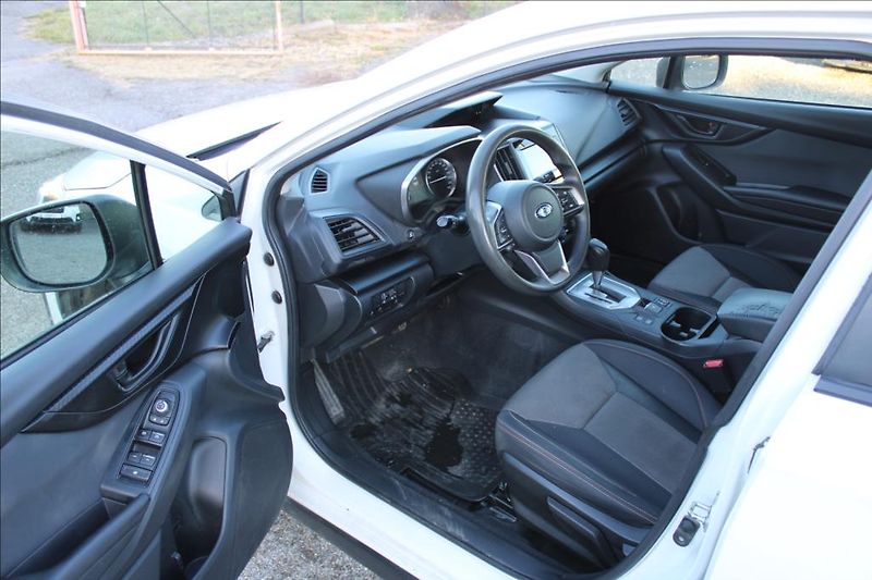Subaru XV 1,6 i  1.maj.,ČR,serviska - fotka 9 z 28