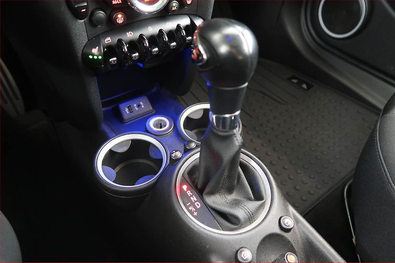 Mini Clubman (2013) Cooper SD, Automat, Navi - fotka 13 z 20