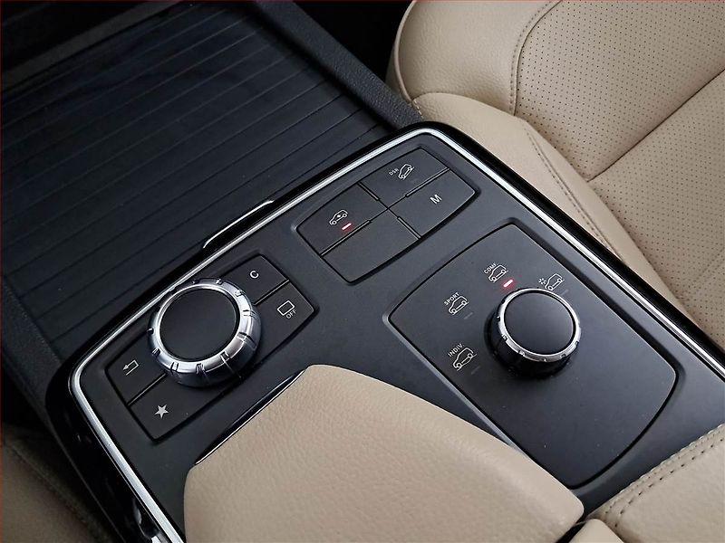 Mercedes-Benz GLE (2016) 350 d - fotka 17 z 20