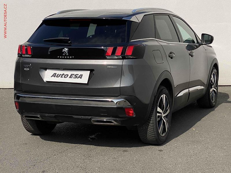 Peugeot 3008 (2018) 1.5 HDi, GT Line, LED, panor - fotka 4 z 18