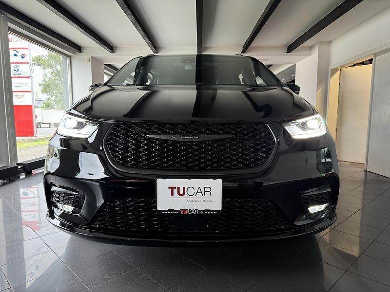 Chrysler Pacifica AWD Touring-L S-Appearance - fotka 6 z 55