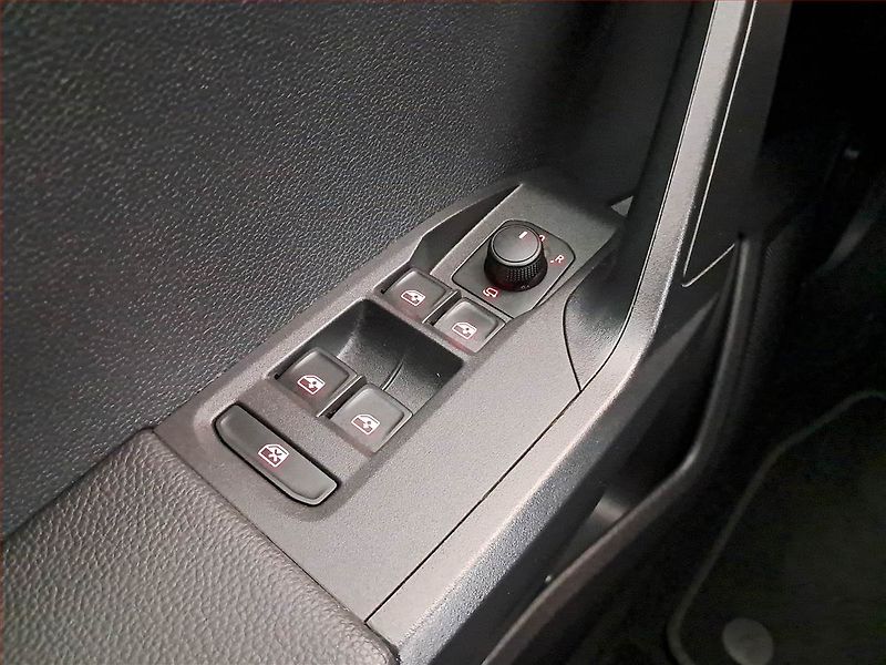 Seat Arona (2023) Style 1.0 TSI, ČR,1.maj - fotka 19 z 22
