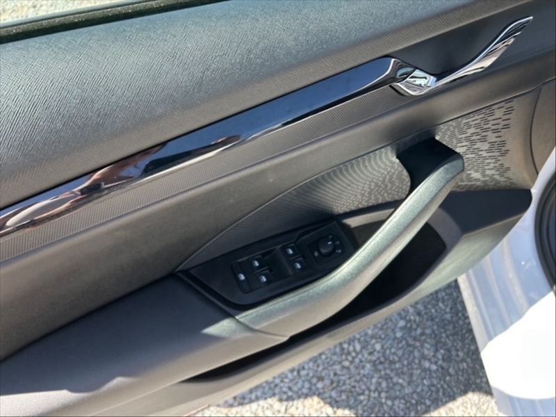 Škoda Octavia 2,0 TDI 85 Ambition 5d - fotka 11 z 11