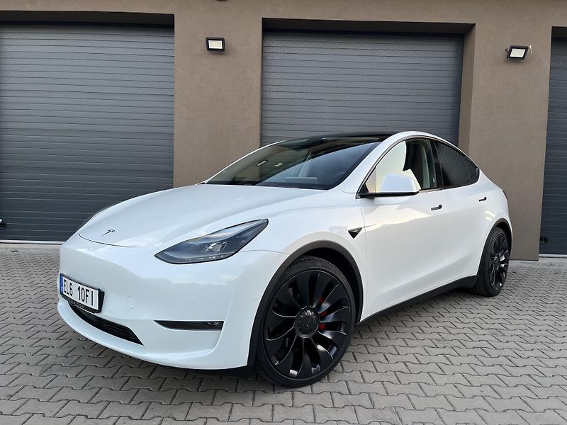 Tesla Model Y (2022) PERFORMANCE 393 Kw ,RYZEN,DPH - fotka 6 z 29