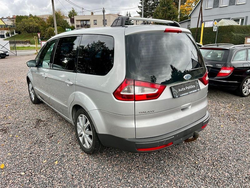 Ford Galaxy 2.0 TDCi 96 kW 7 míst - fotka 7 z 18