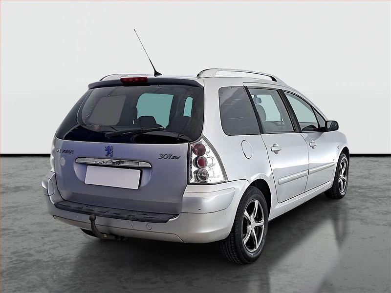 Peugeot 307 (2005) 1.6 HDi, po STK, Tažné, Klima - fotka 5 z 12