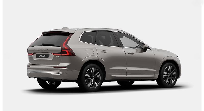Volvo XC60 (2026) B5 AWD PLUS BRIGHT AUT - fotka 5 z 13