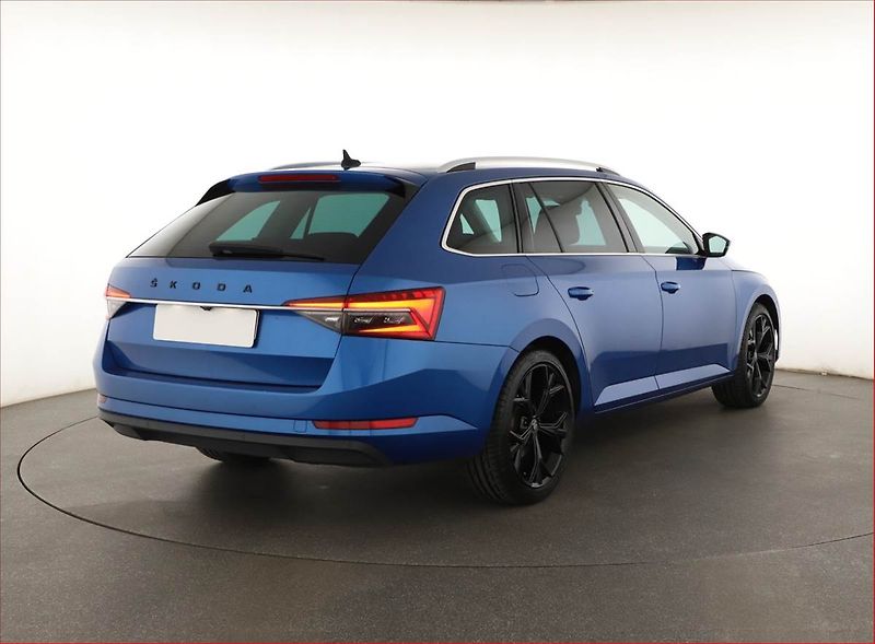 Škoda Superb (2020) 2.0 TDI, Automat, Navi - fotka 5 z 20