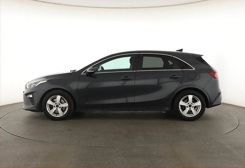 Kia Ceed (2018) 1.0 T-GDI, Navi, Tempomat - fotka 3 z 18