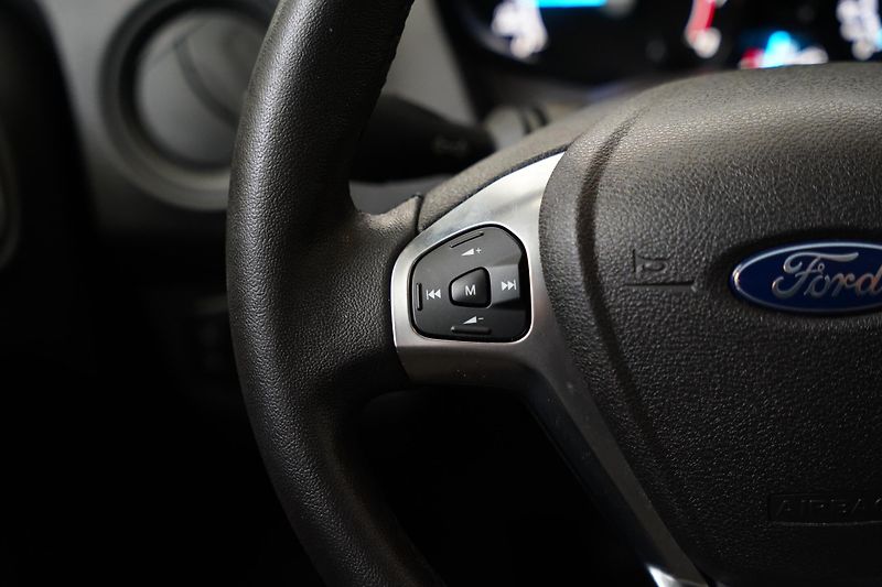 Ford Tourneo Courier - fotka 15 z 24
