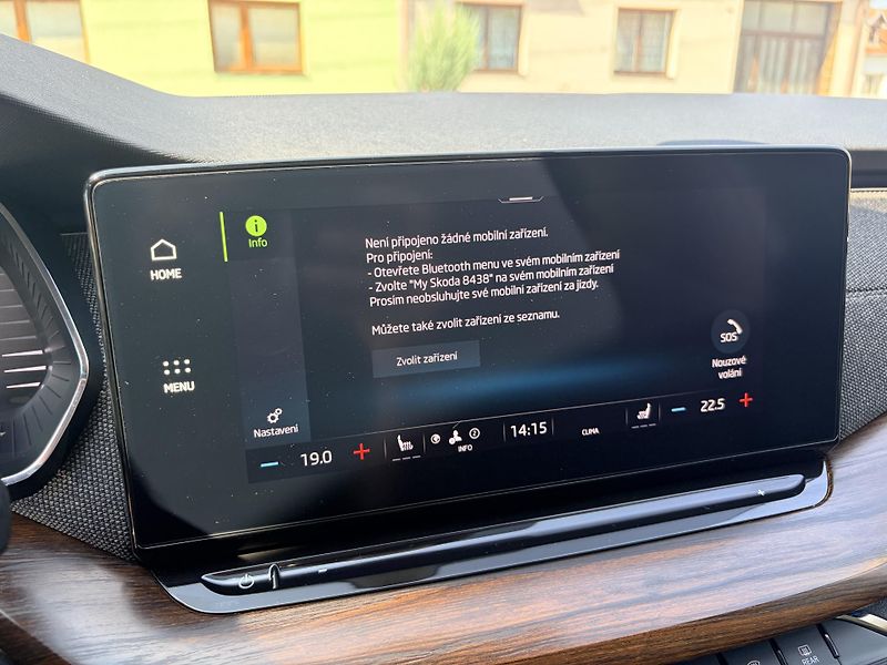 Škoda Octavia SCOUT 2.0 TDI DSG MATRIX - fotka 32 z 56