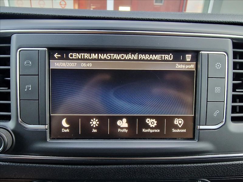 Toyota ProAce Verso 2.0 D-4d 110kW L2 Shuttle, ČR - fotka 34 z 50